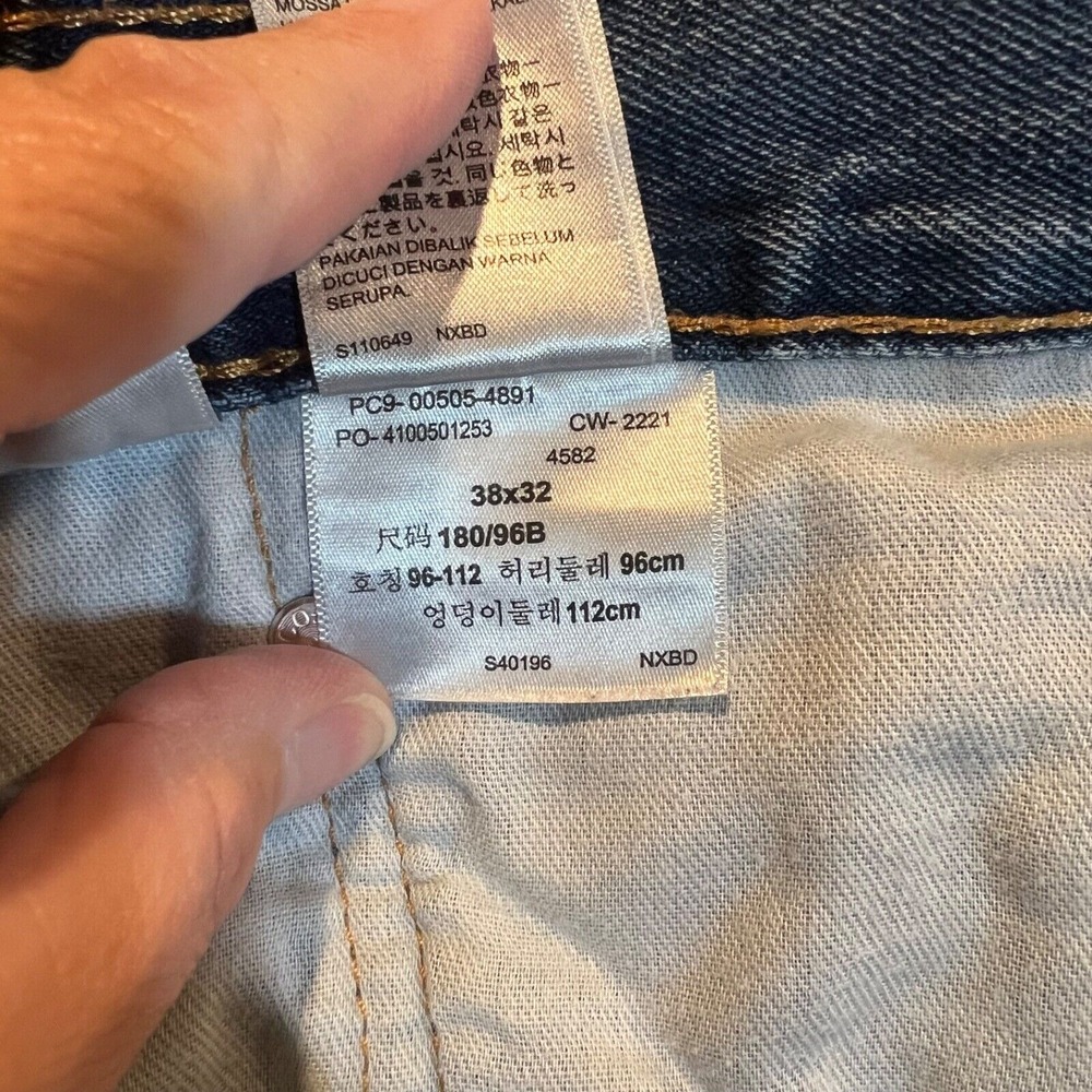 Levis 505 Jeans Mens 38x32(29) Medium Wash Regular Fit Straight Leg Causal Work - Picture 10 of 10